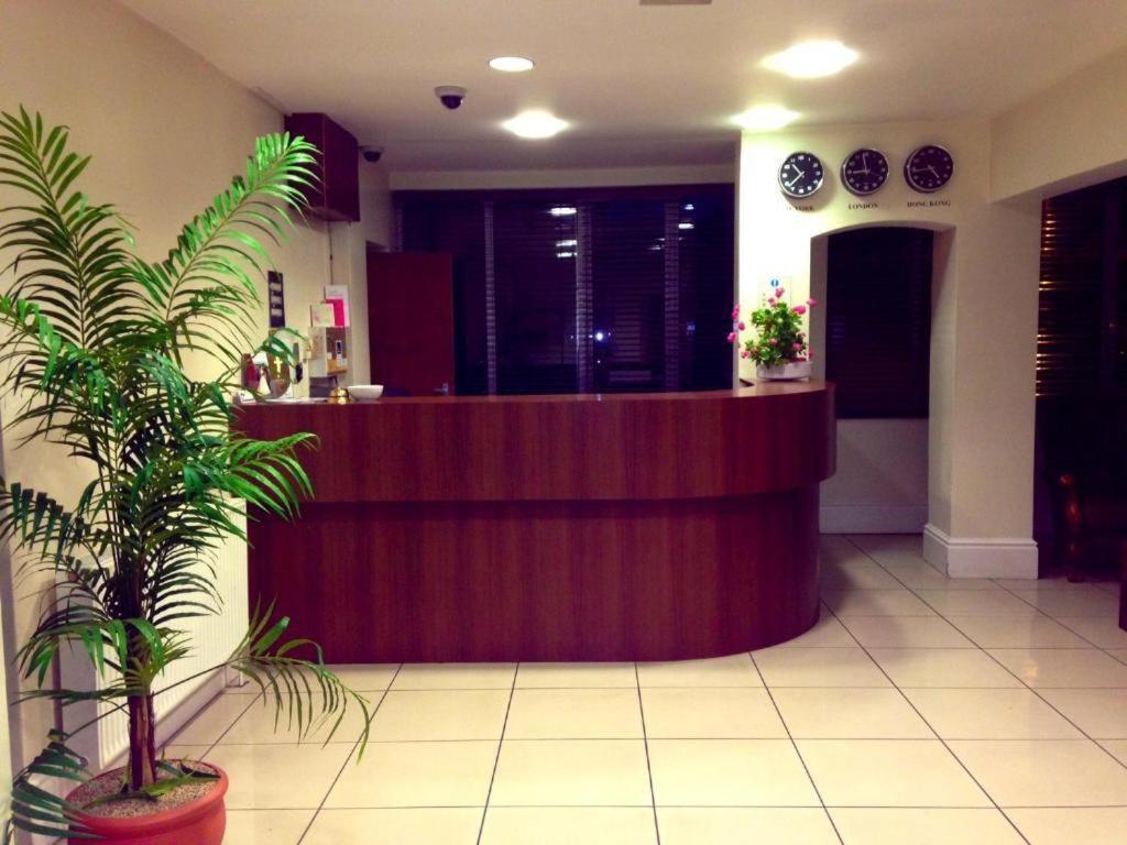 Grosvenor Hotel Rugby Buitenkant foto
