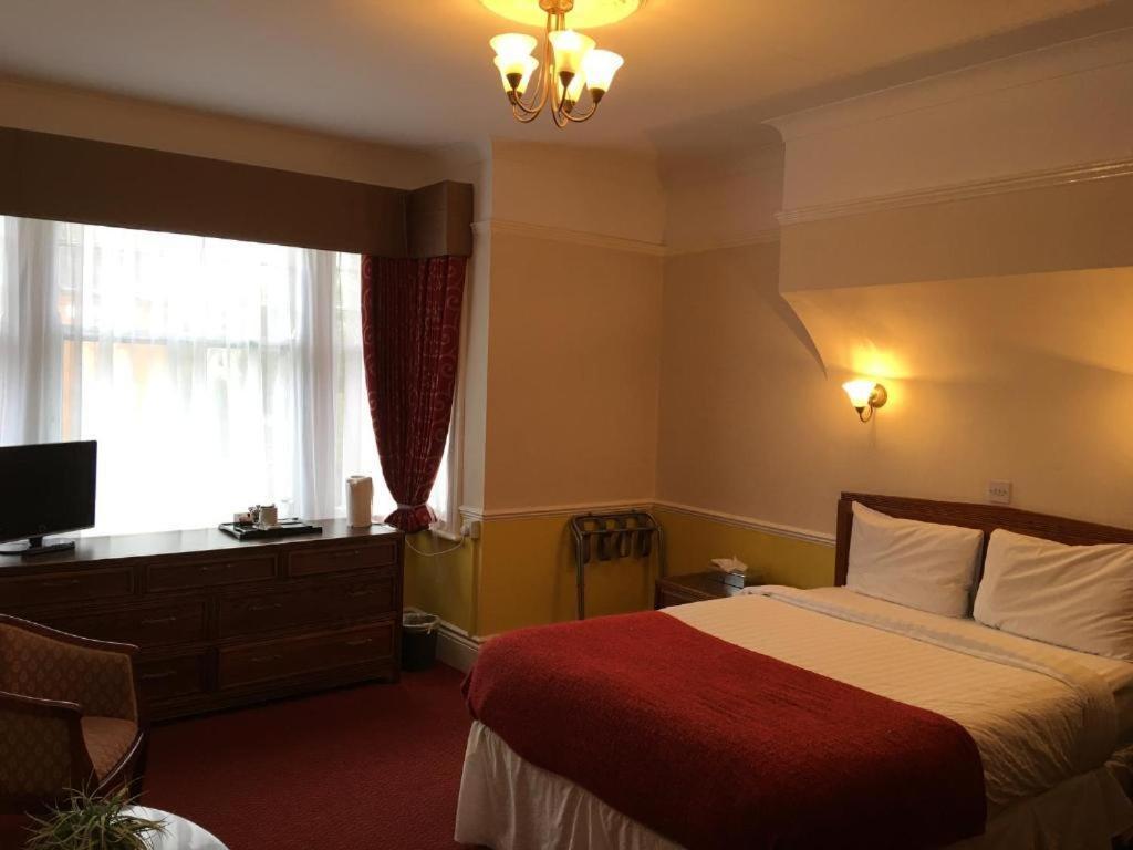 Grosvenor Hotel Rugby Buitenkant foto