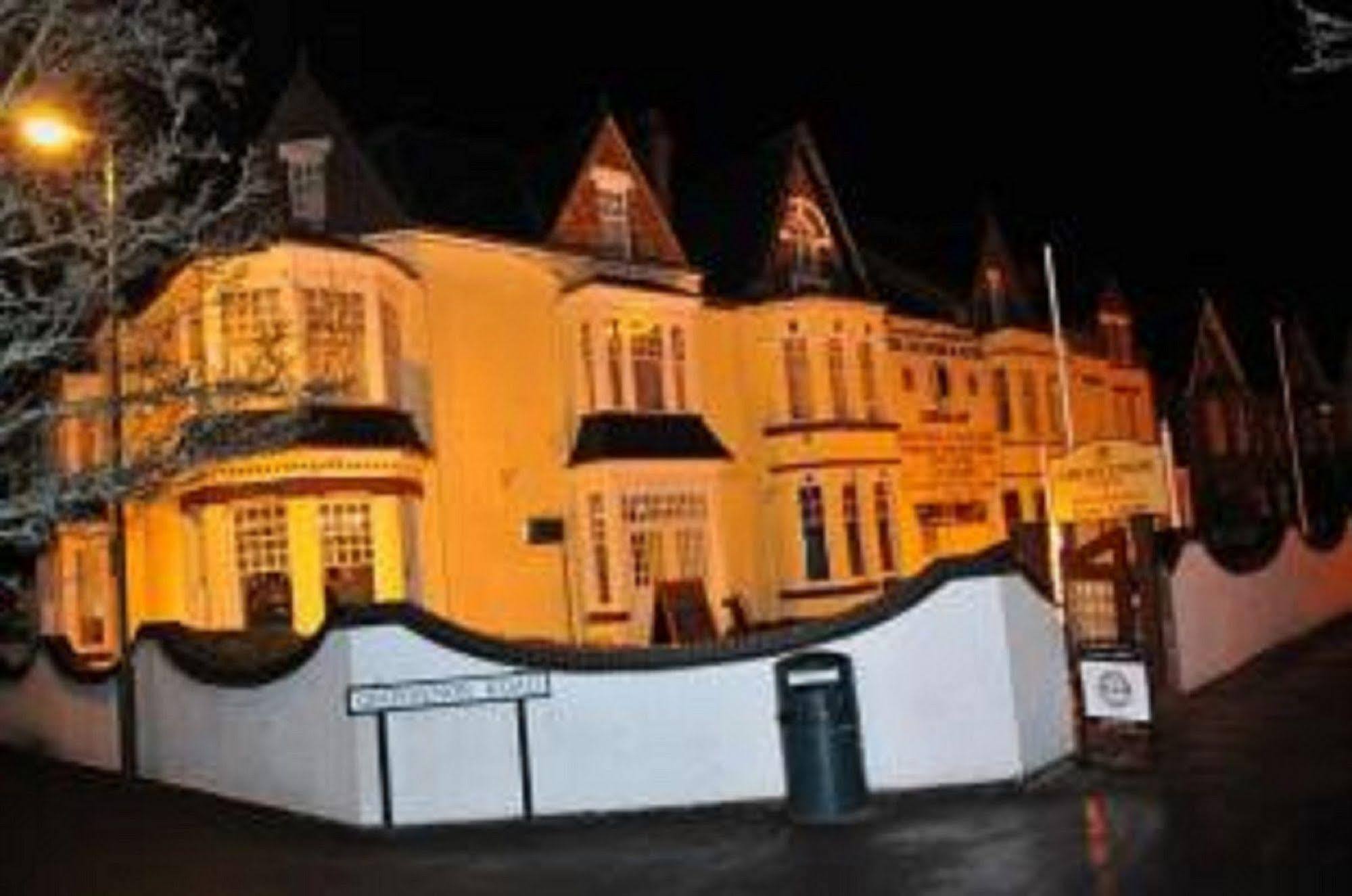 Grosvenor Hotel Rugby Buitenkant foto